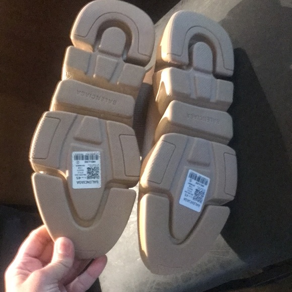 AUTHENTIC BALENCIAGA NUDE NWT - Picture 4 of 8